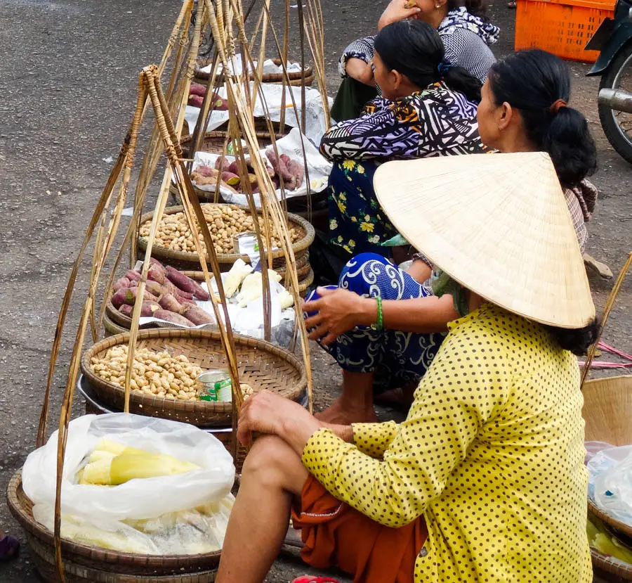 Hue street vendors
